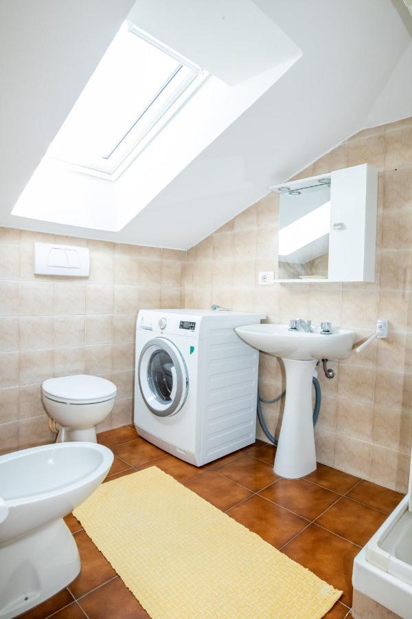 Casa Alejandro Apartment วาราซเซ ภายนอก รูปภาพ